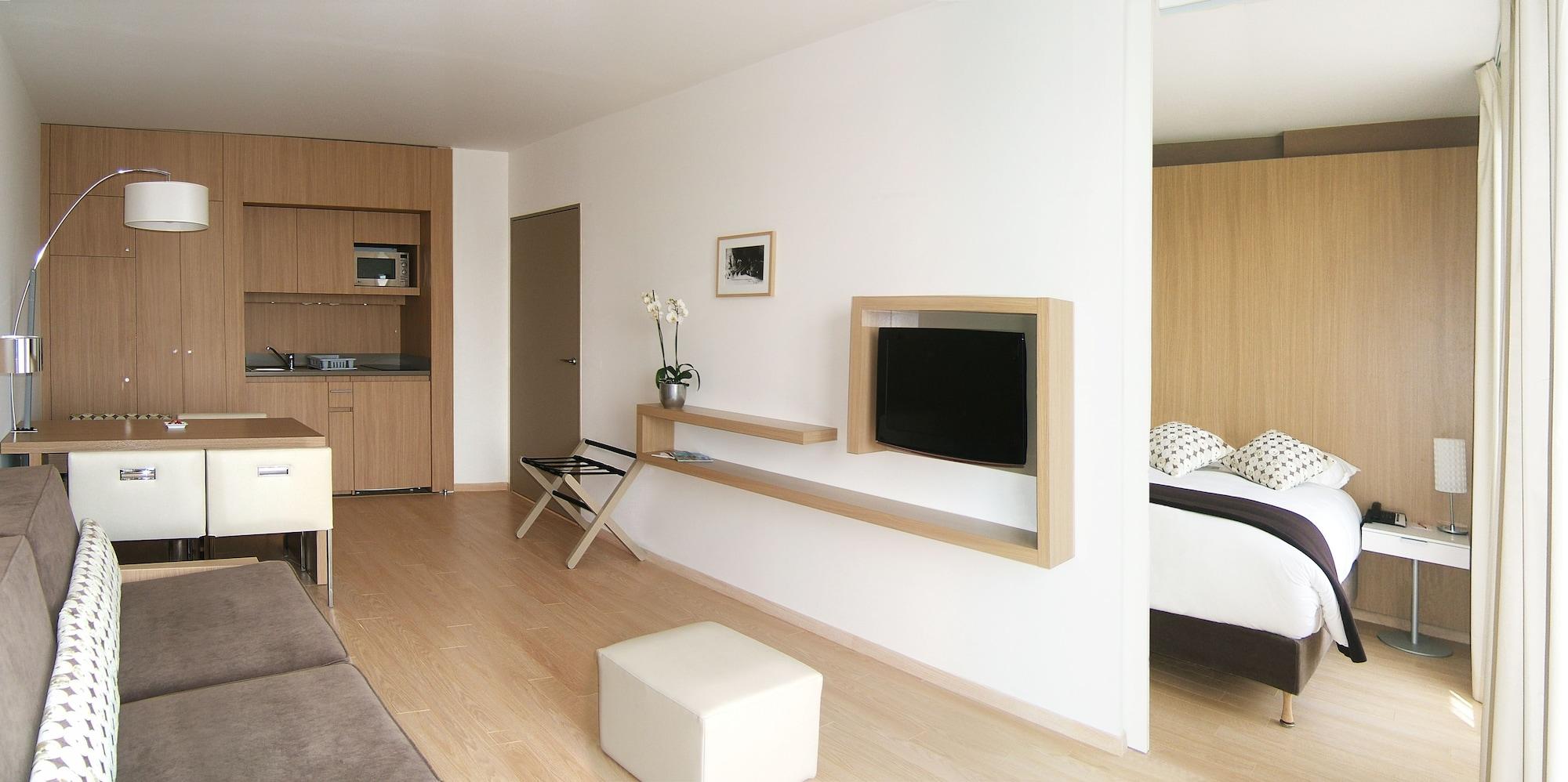 Residhome Carrieres La Defense Eksteriør billede