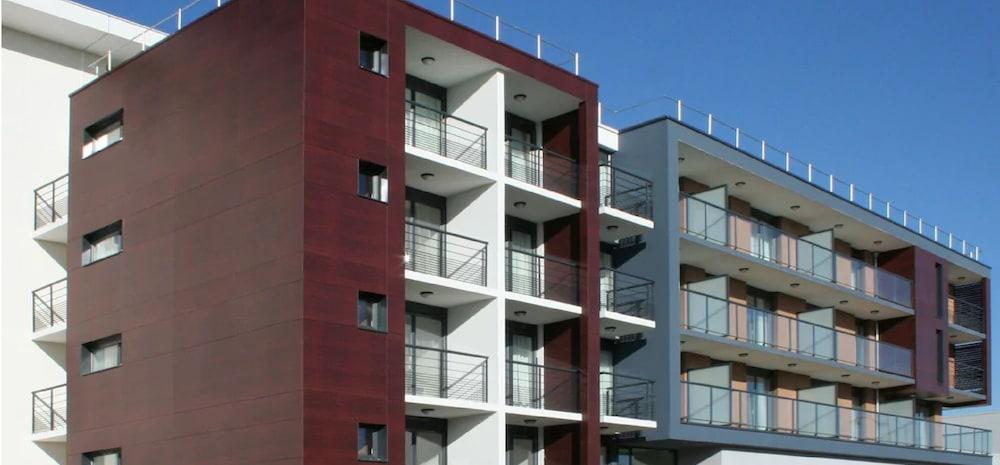 Residhome Carrieres La Defense Eksteriør billede