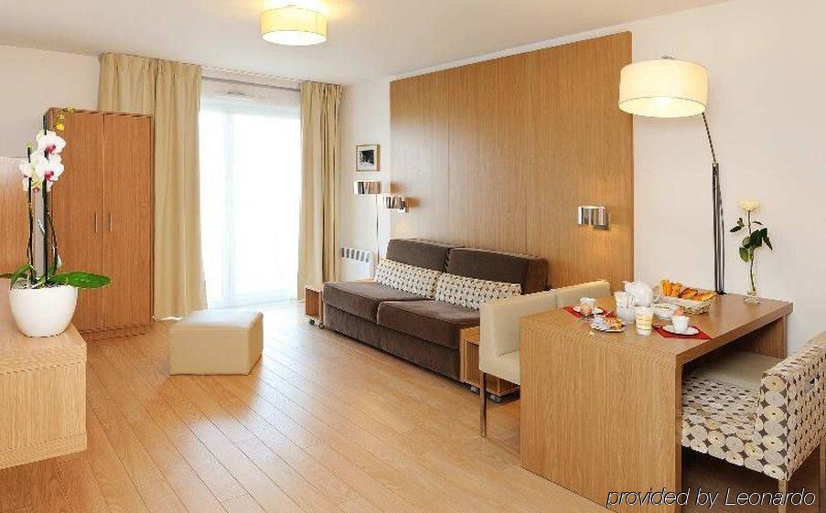 Residhome Carrieres La Defense Værelse billede